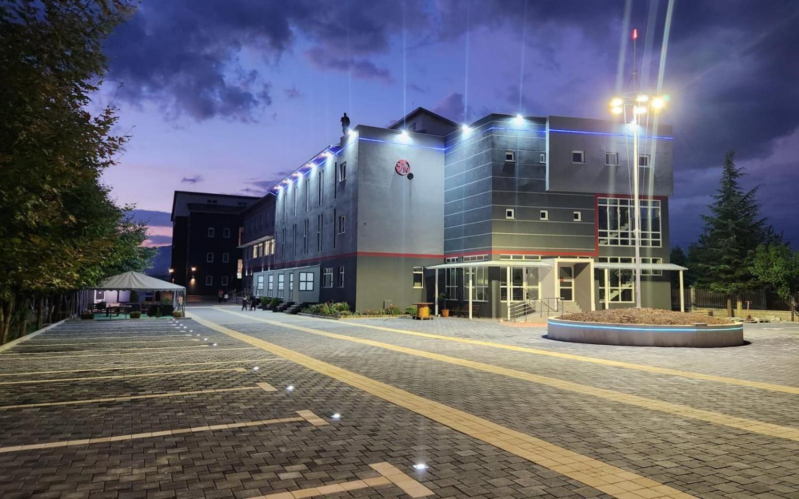Kompleksi Cfn Albania Bucimas Exterior foto
